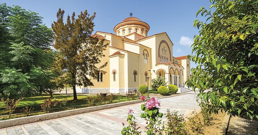 KEFALONIE-Vylety-Okruh-ostrovem-Monastery-of-Agios-Gerasimos__w950h500_83b2ff